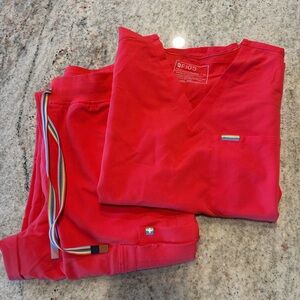 Figs Hibiscus Pride Scrub Set